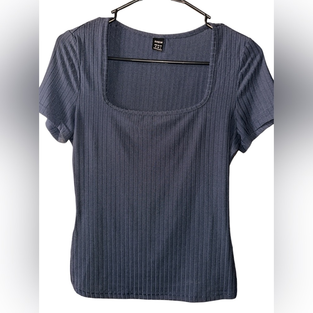 Blue ribbed crop top